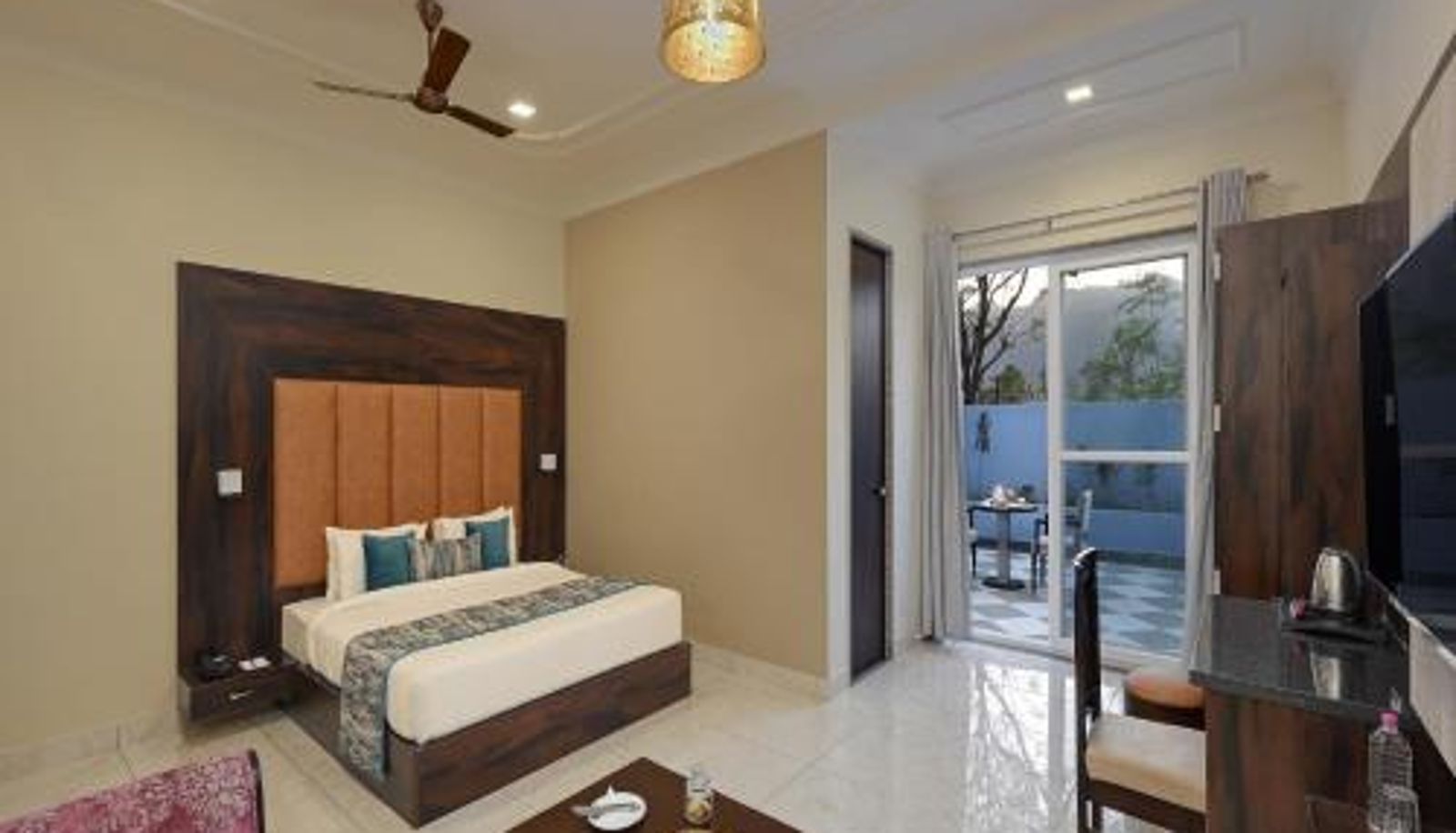 Room - Udaipur Red Tullip Md Valley Resort & Spa - Luxury Resort With Swimming Pool