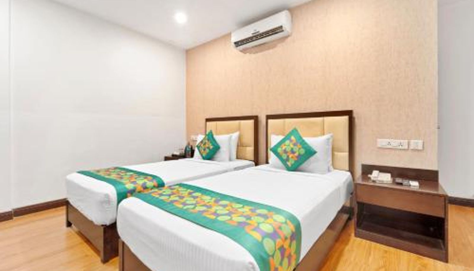 Camera - Itsy Hotels Adrak