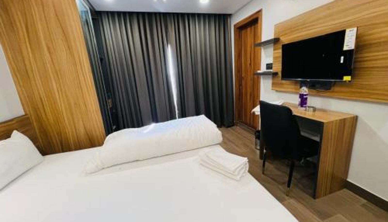 Room - HOTEL ROYAL VANILLA