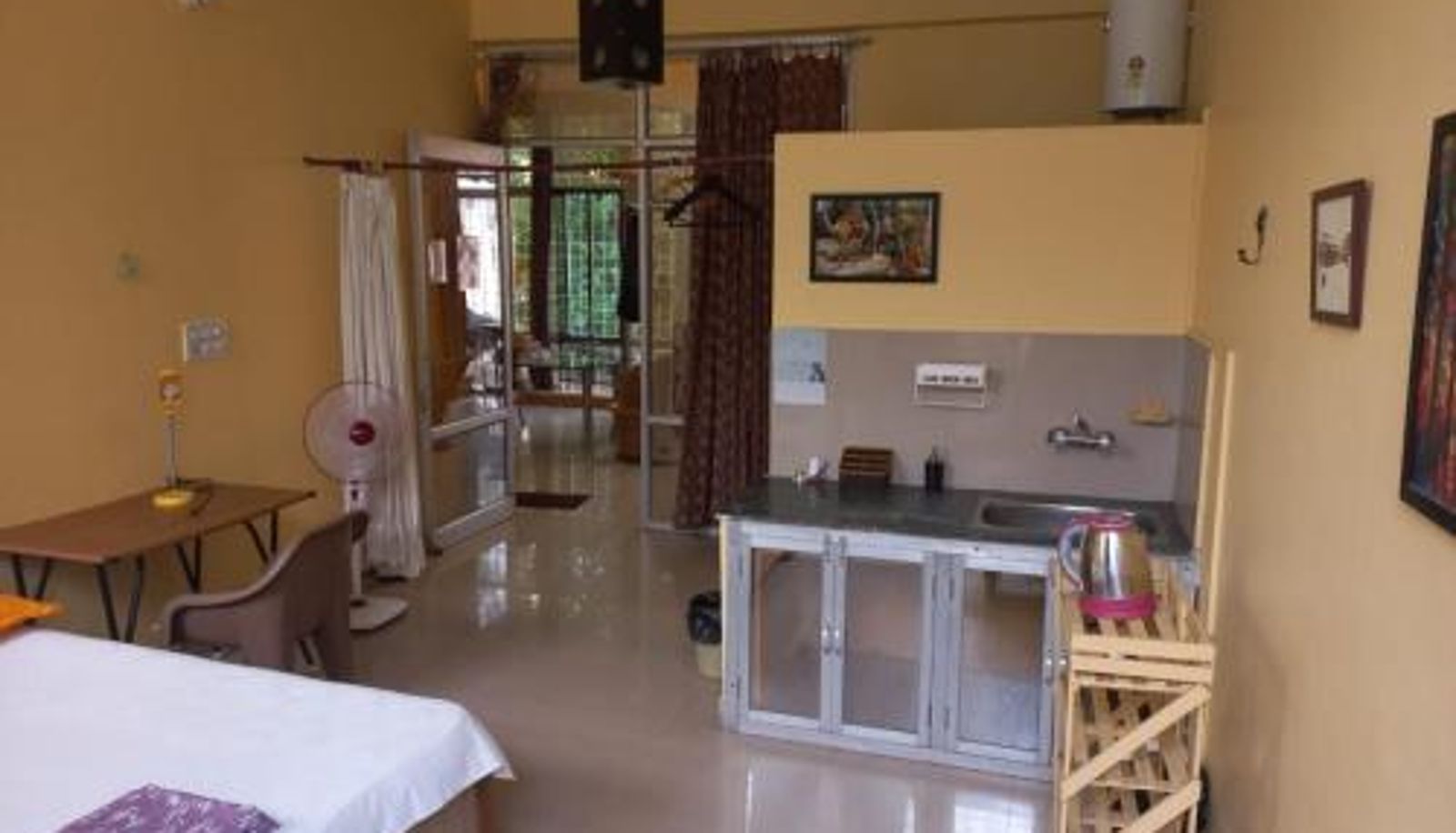 Room - Devi music ashram