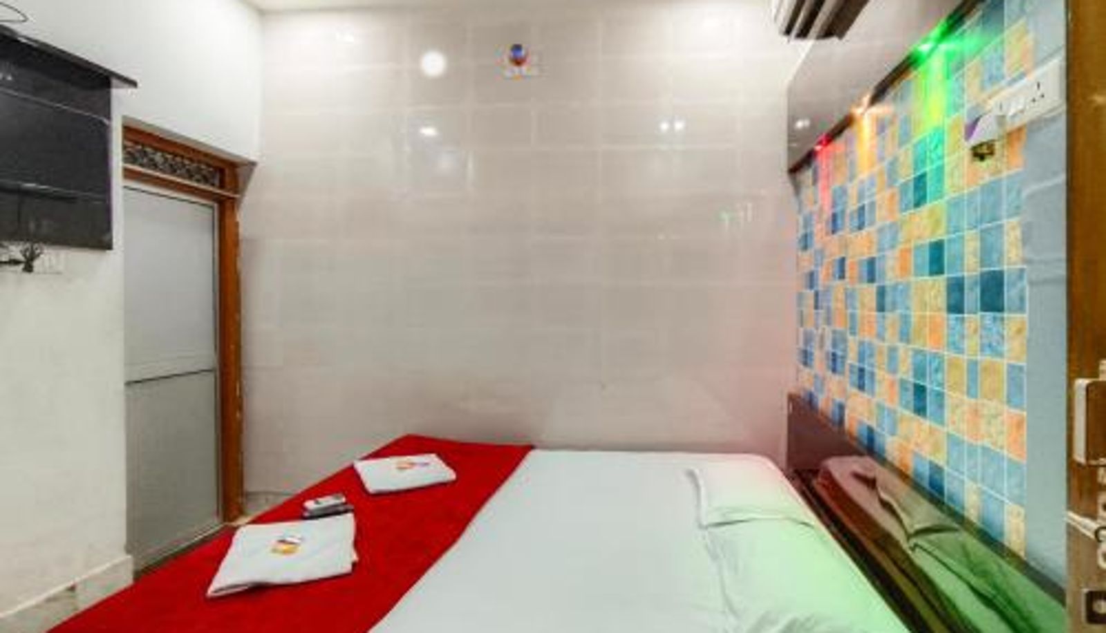 Camera - Bobby Premium Residency 350m from Jagannath temple