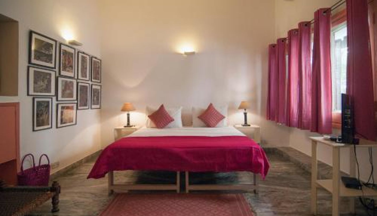 Camera - Haveli Hauz Khas