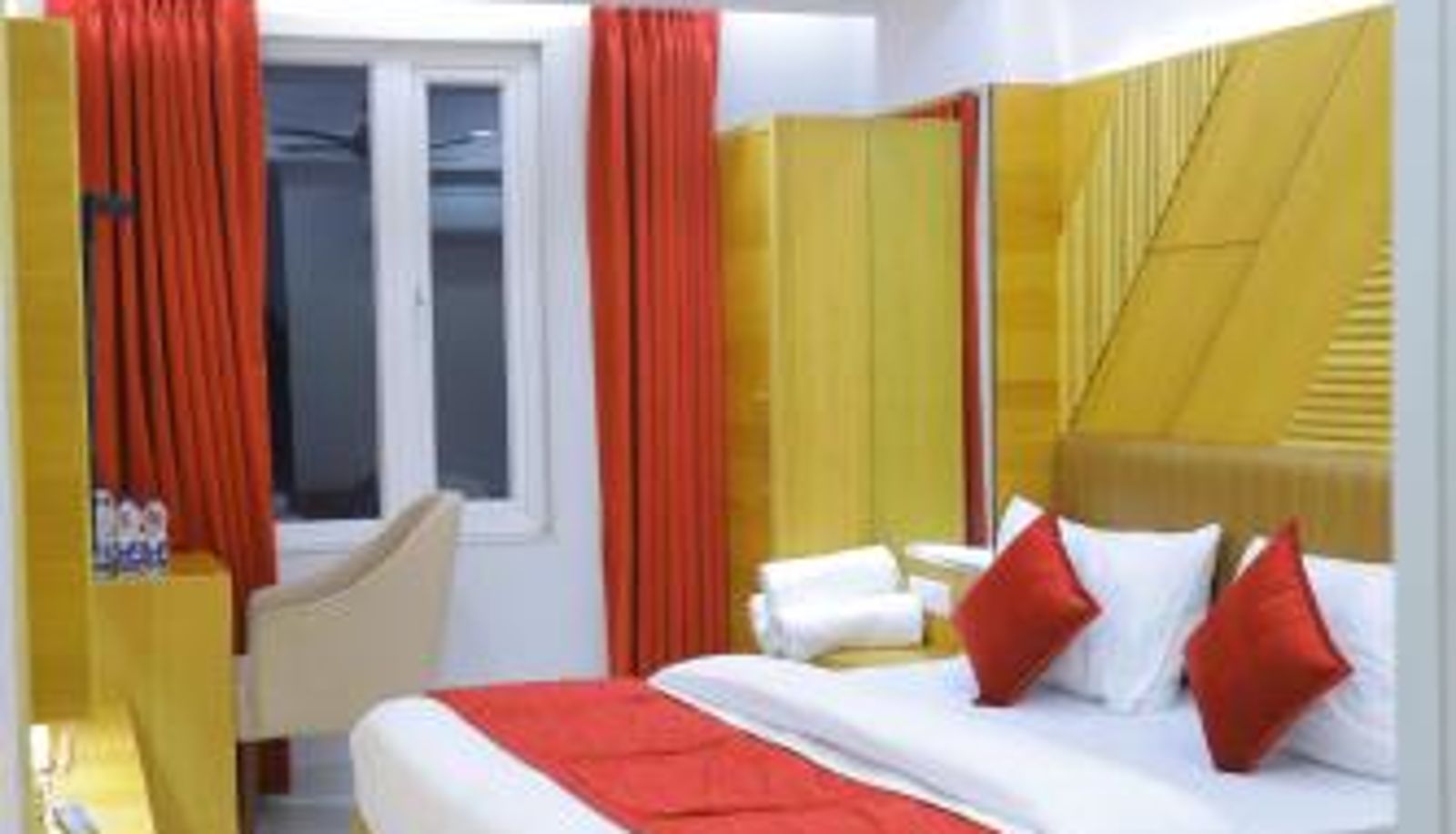 Triple room - Hotel Glitz - Walk in from New Delhi Railway Station