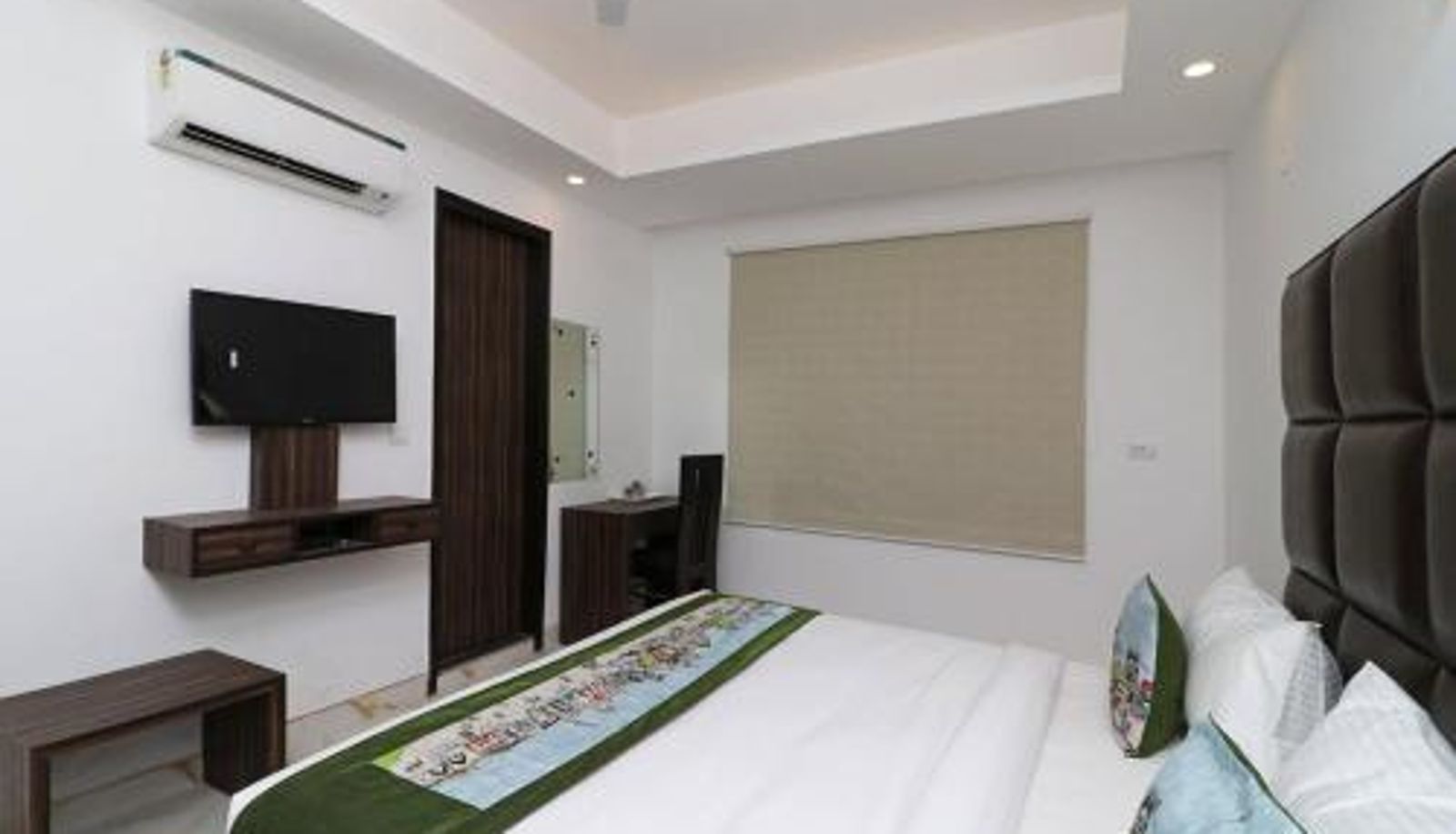 Area esterna dell'hotel - MAYDA Residency By MAYDA Group Near IGI Airport