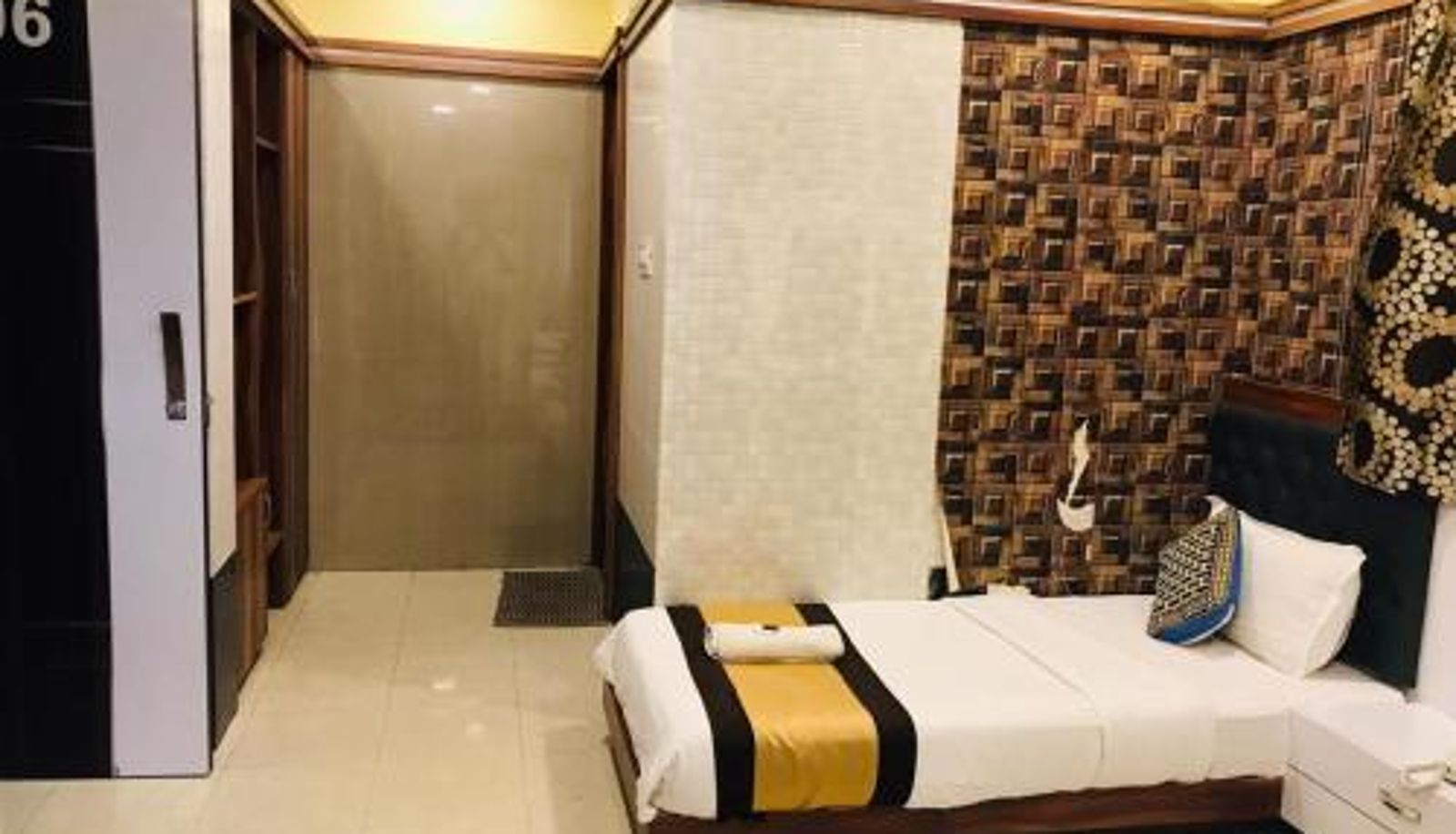 Zimmer - Hotel Royal Inn Mangalore - Opp SDM Law College MG Road