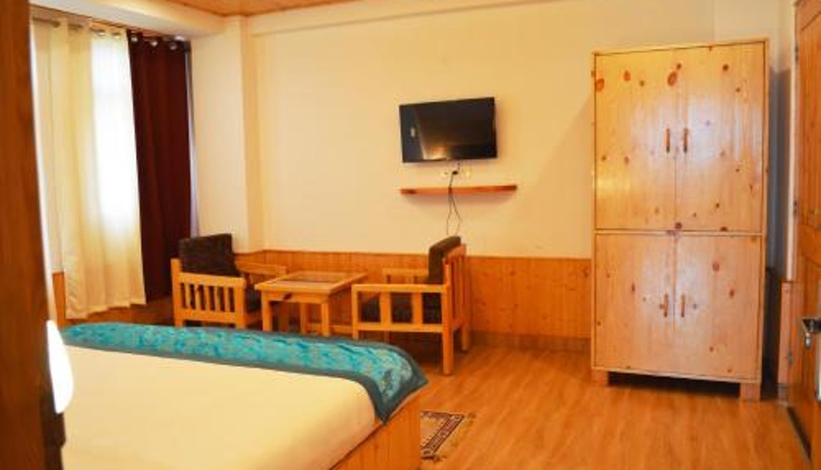Suite - Manali Outdoor Retreat by Sheosante