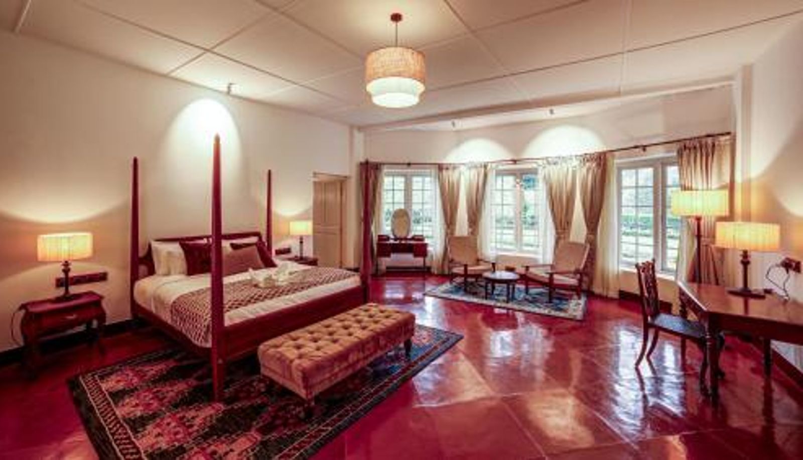 Kamer - Lockhart Bungalow Munnar - A CGH Earth SAHA Experience