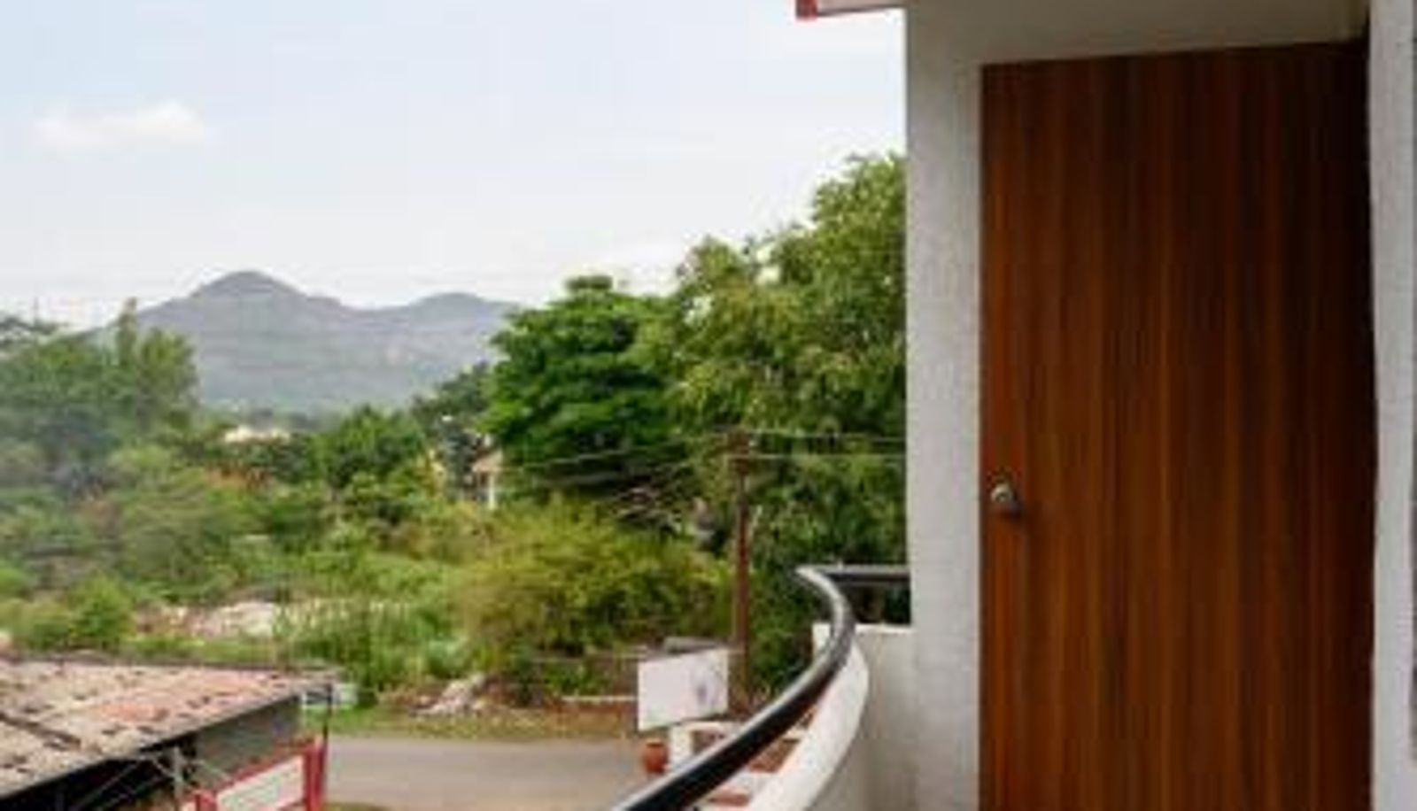 Ausblick - Girivihar Holiday Club - Pure Veg