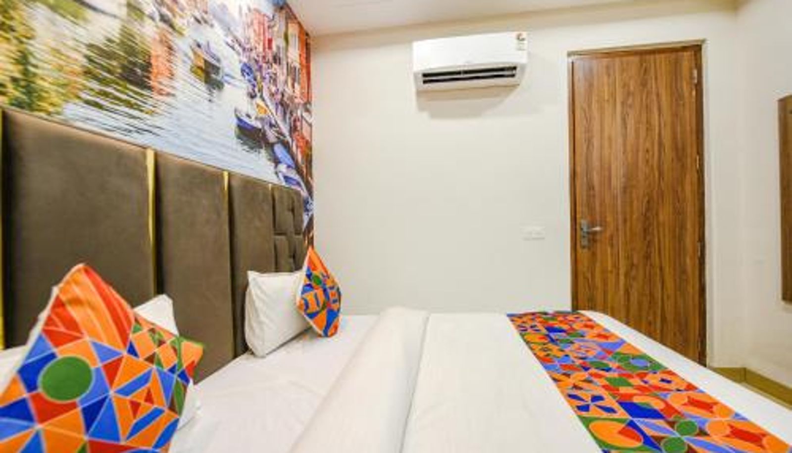 Info - FabHotel Globe Inn