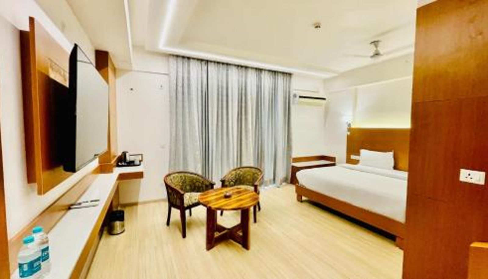 Apartment - Lucknow  Gomtinagar  The Grace Residency - Premier