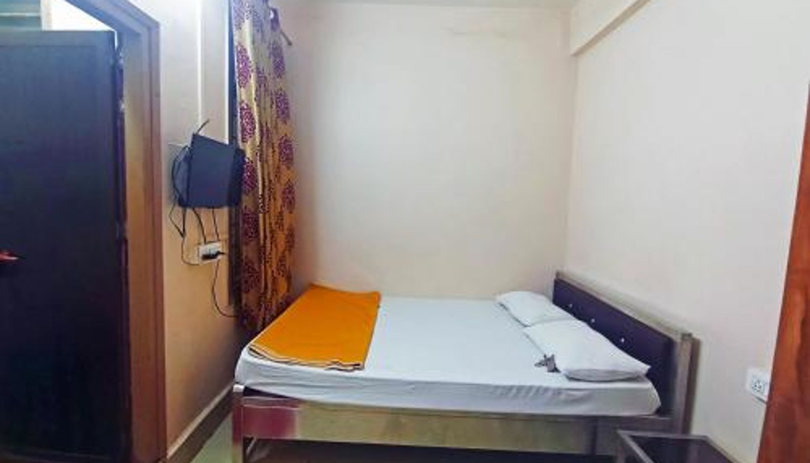 Kamer - Jayalaxmi Comforts