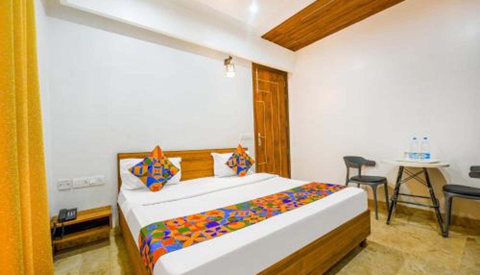 Información - FabHotel Amrit Residency