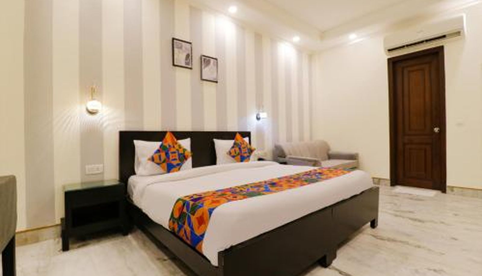 Room - FabHotel RR Residency - DLF Cyber City