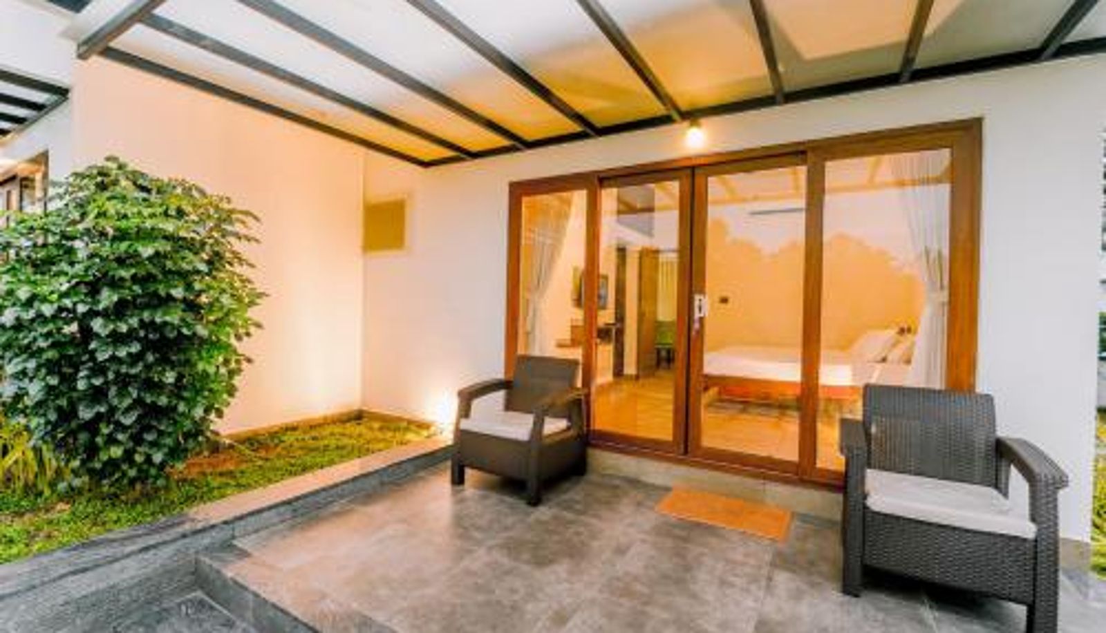 Info - La Riva Lakeside Private Pool Villa Kochi by VOYE HOMES