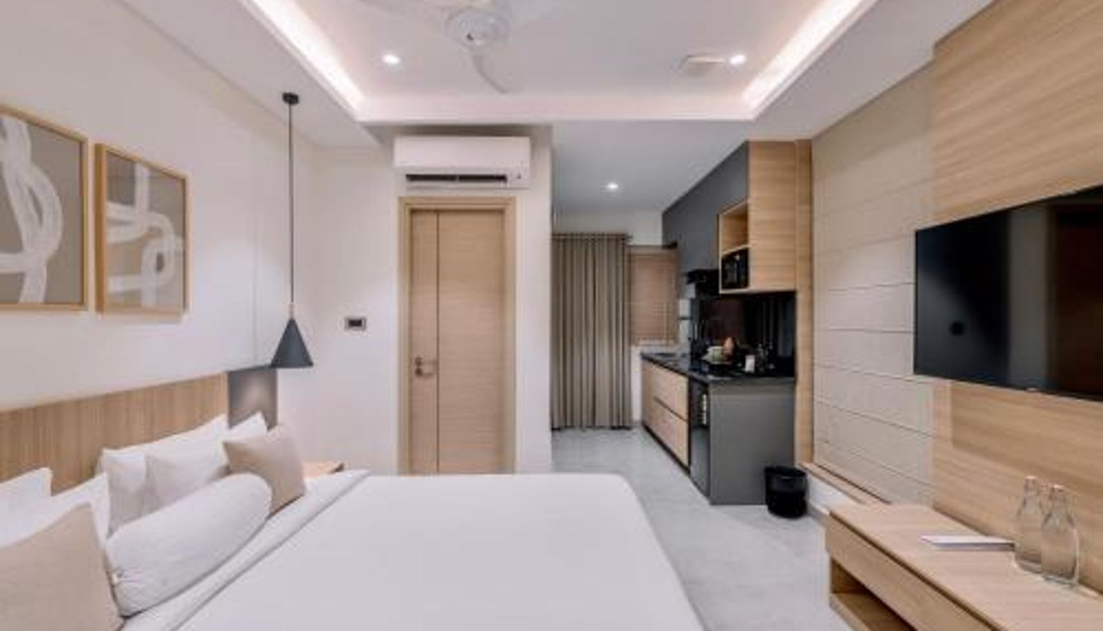 Zimmer - SKYLA Studios & Suites - Kondapur