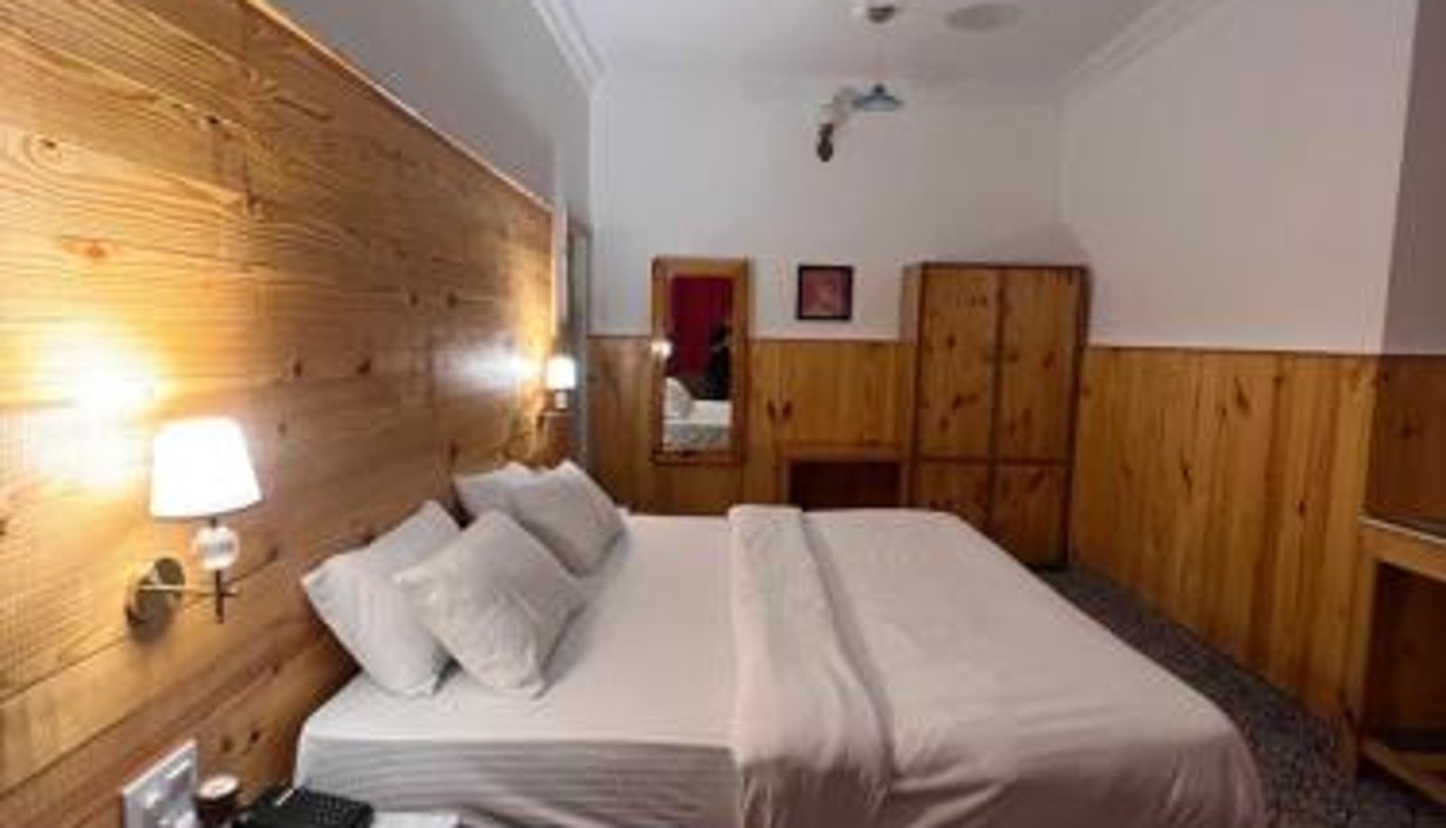Info - hotel saina inn
