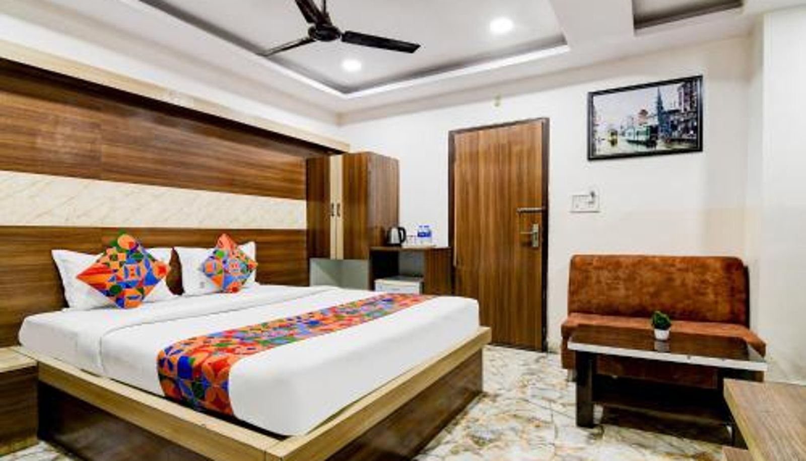 Room - FabHotel Best Buy