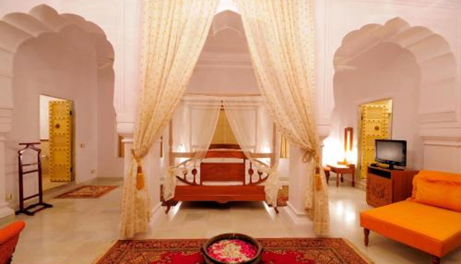 Suite - Chomu Palace Jaipur - A Heritage Hotel