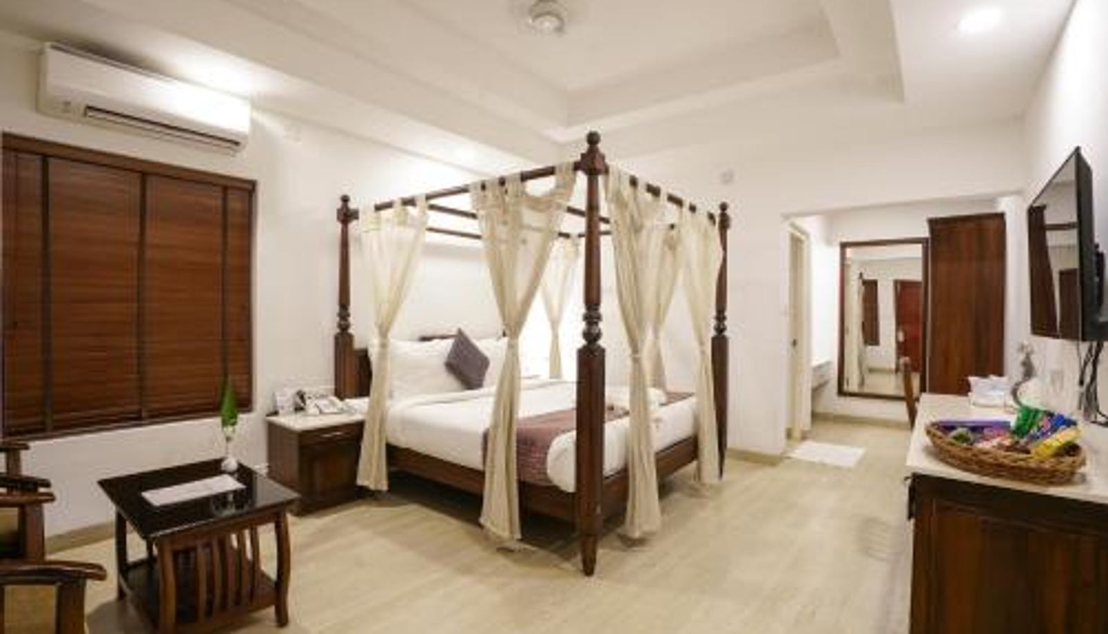 Zimmer - Aluva - Near Cochin International Airport Once Upon The River