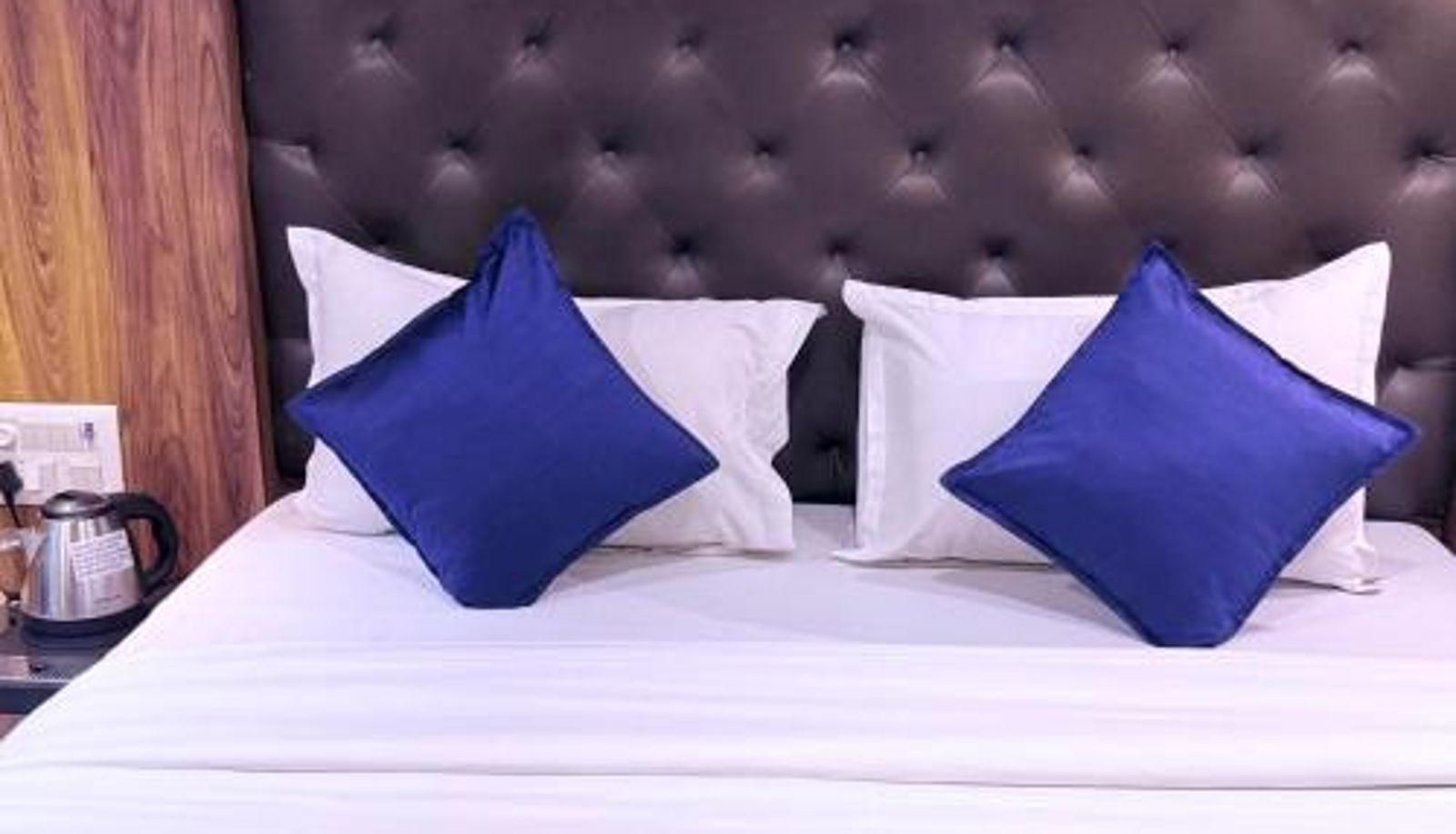 Zimmer - Hotel Ashyana - Near To Grant Road Station Mumbai