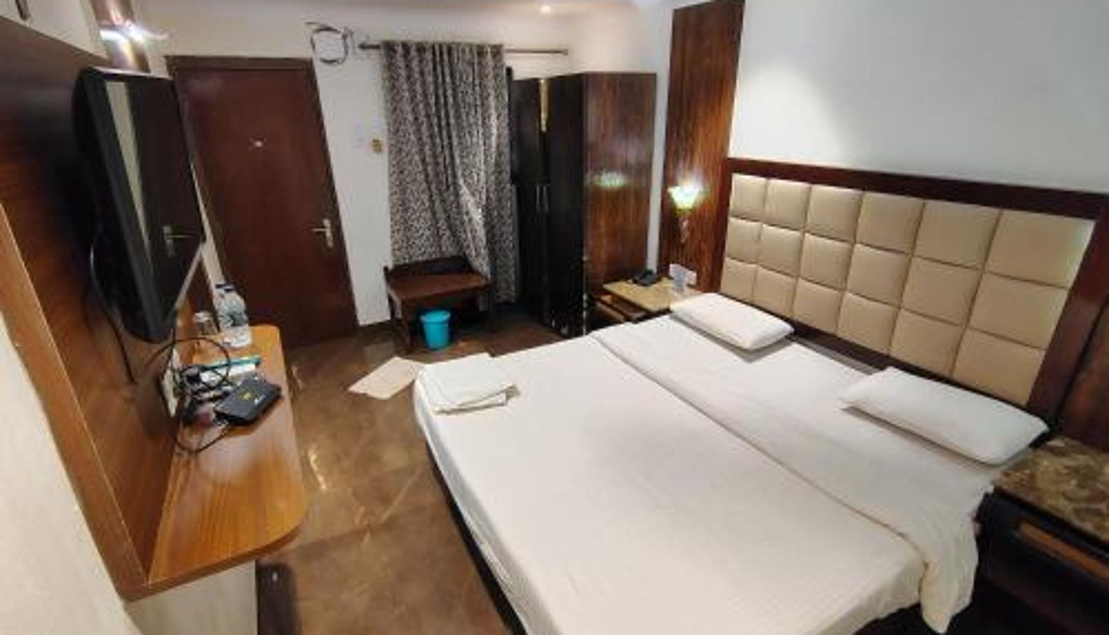 Room - The Byke Retreat Brightland - Pan India Pure Veg Hotel Chain