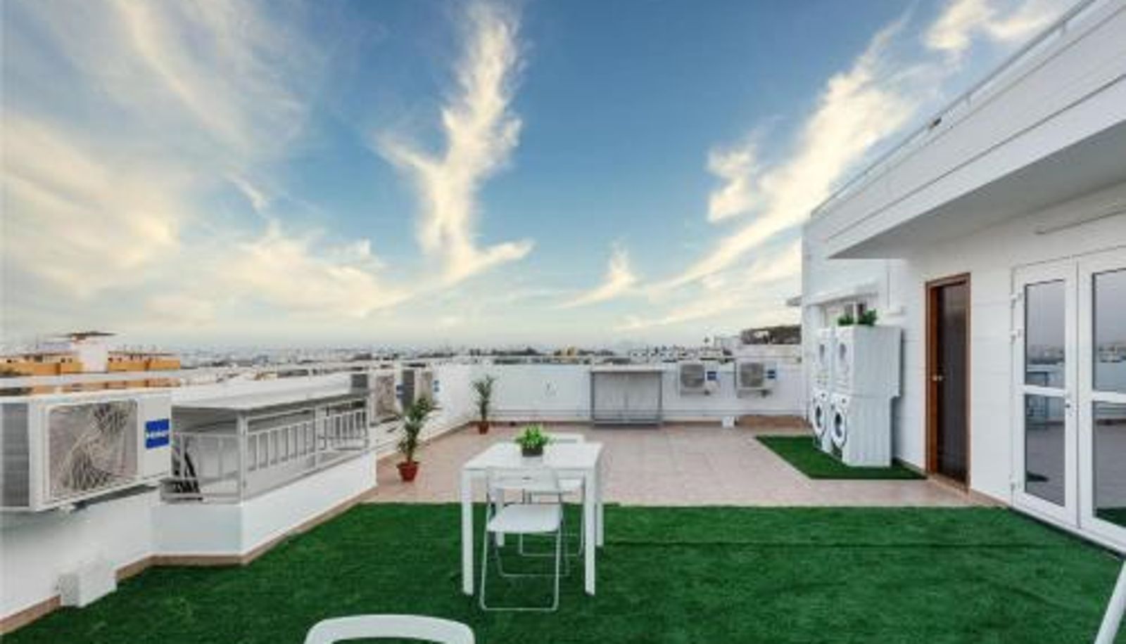 Terasse - Olive Service Apartments BTM Layout