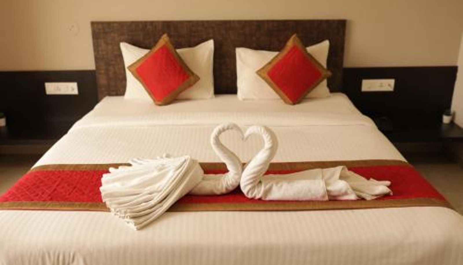 Info - Hotel Rahul Palace Belgaum