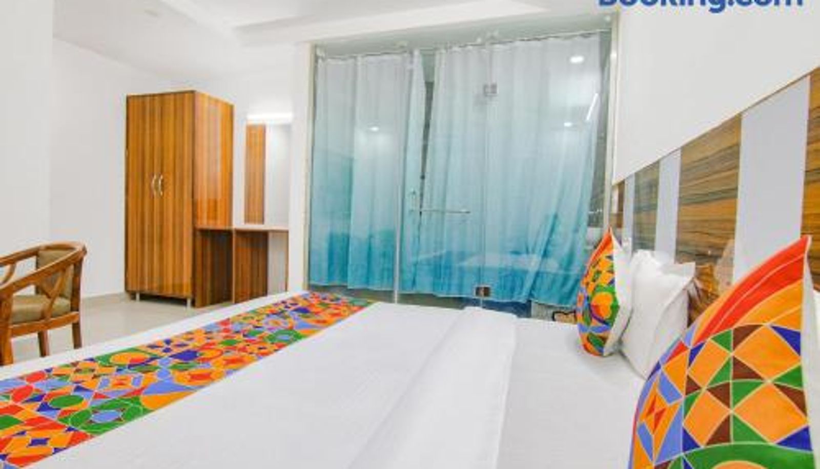 Información - FabHotel GPR Inn