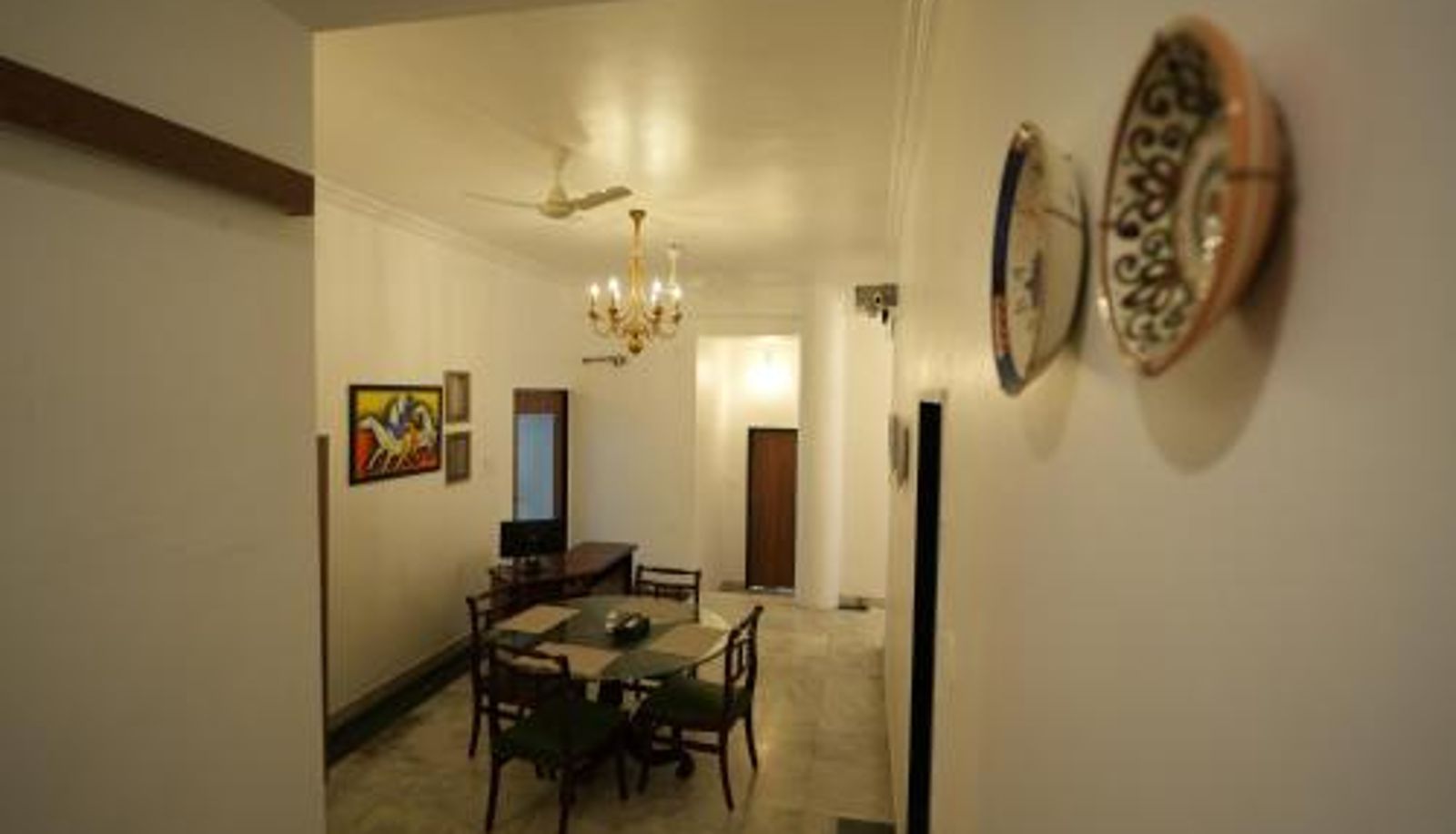 Zimmer - BHOPAL LAKE STAYS