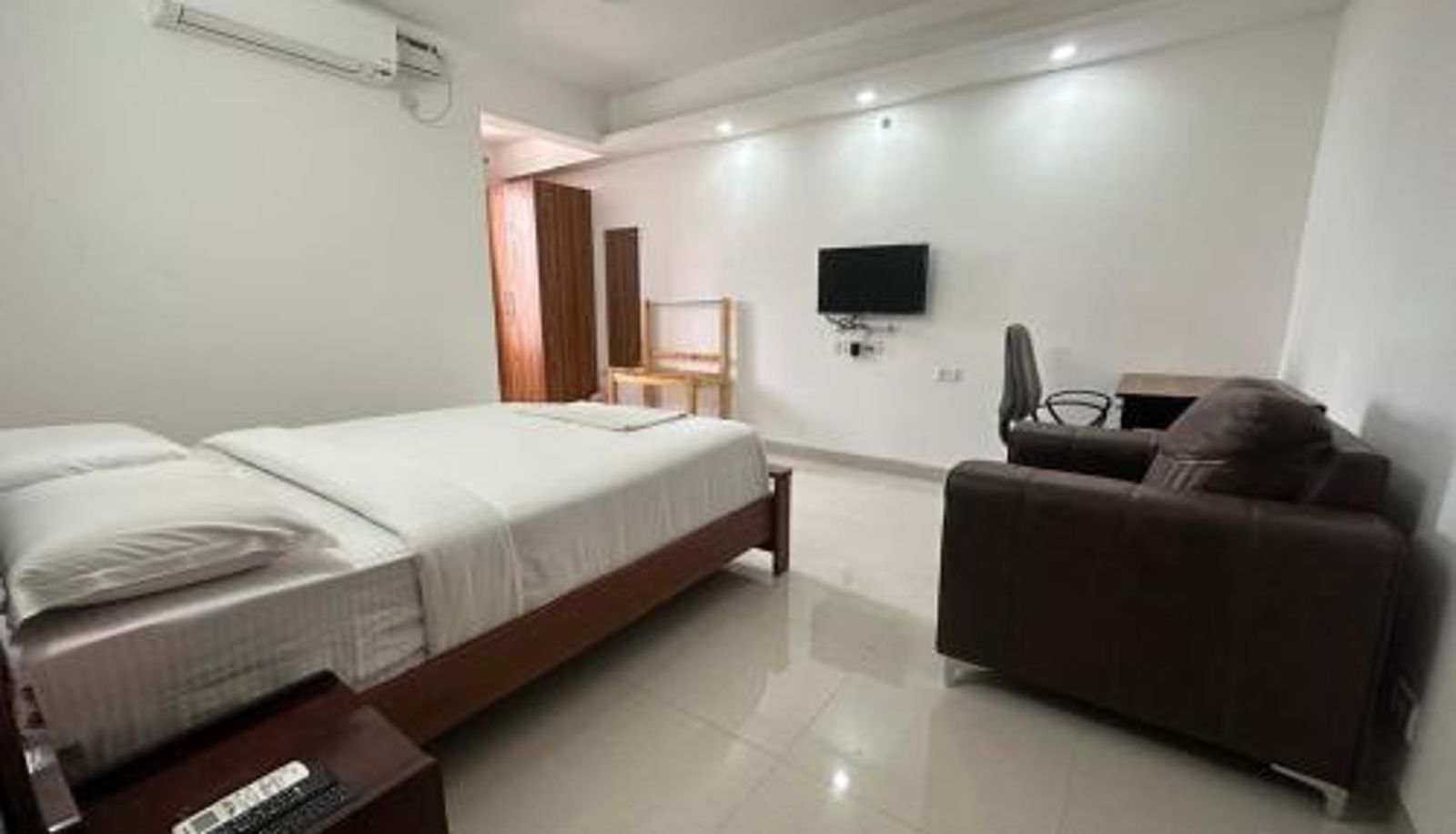 Room - Achates Corporate Services