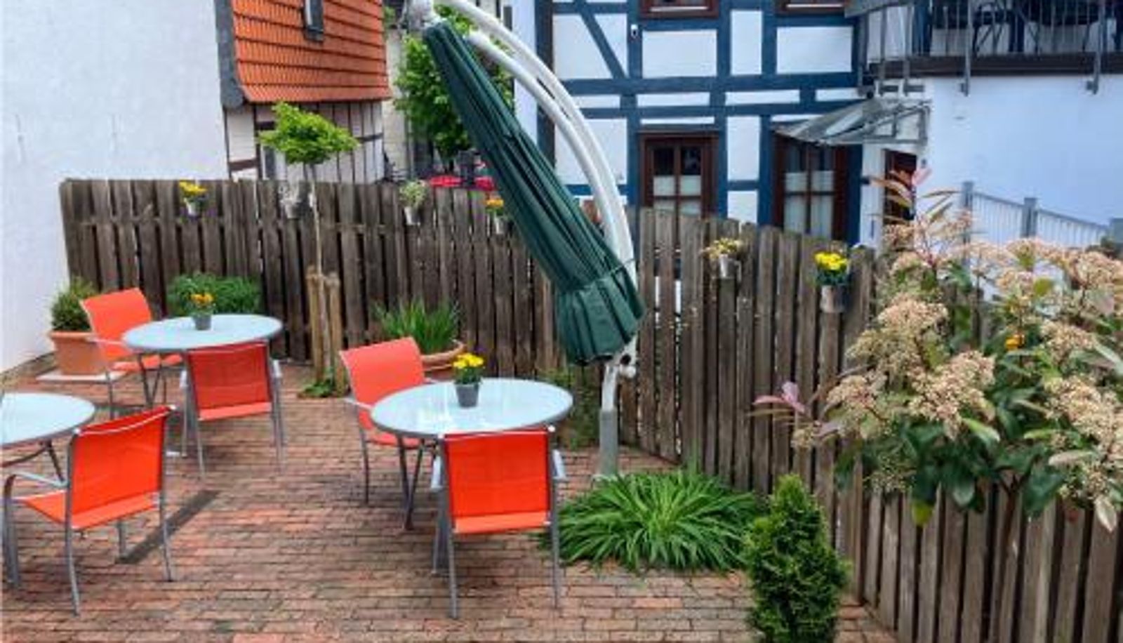 Terraza - MEINpartments - Modern Business Apartmenthouse