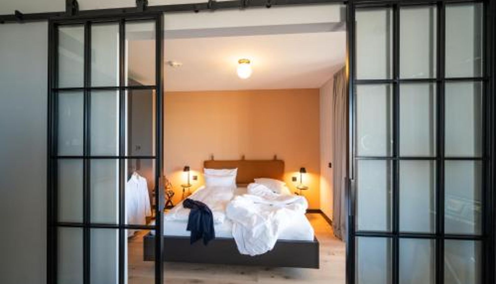 Suite - Black F Tower - Serviced Apartments
