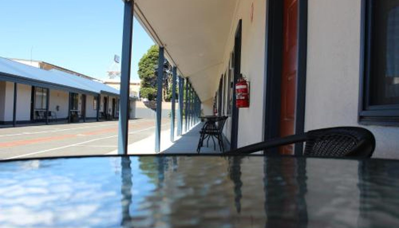 Info - Lakeside Motel Waterfront