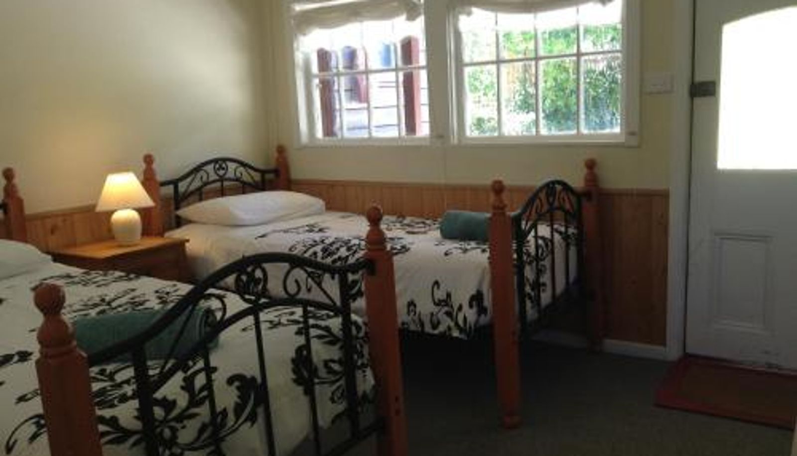 Room - Crossways Country Inn