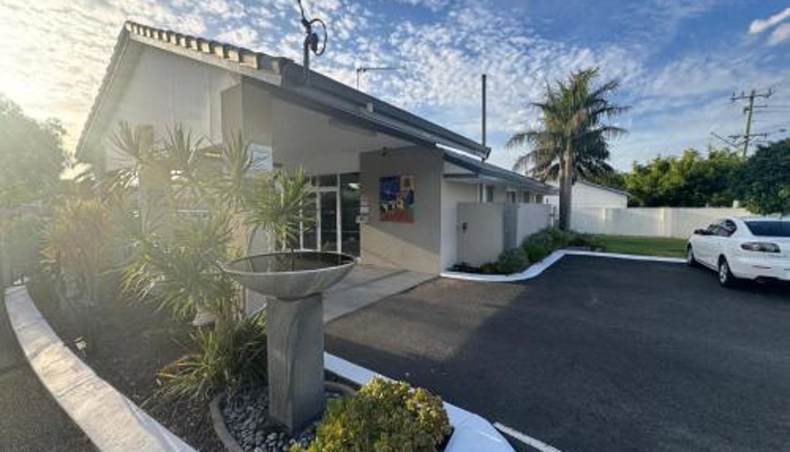 Hotel outdoor area - Busselton Gale Street Motel & Villas