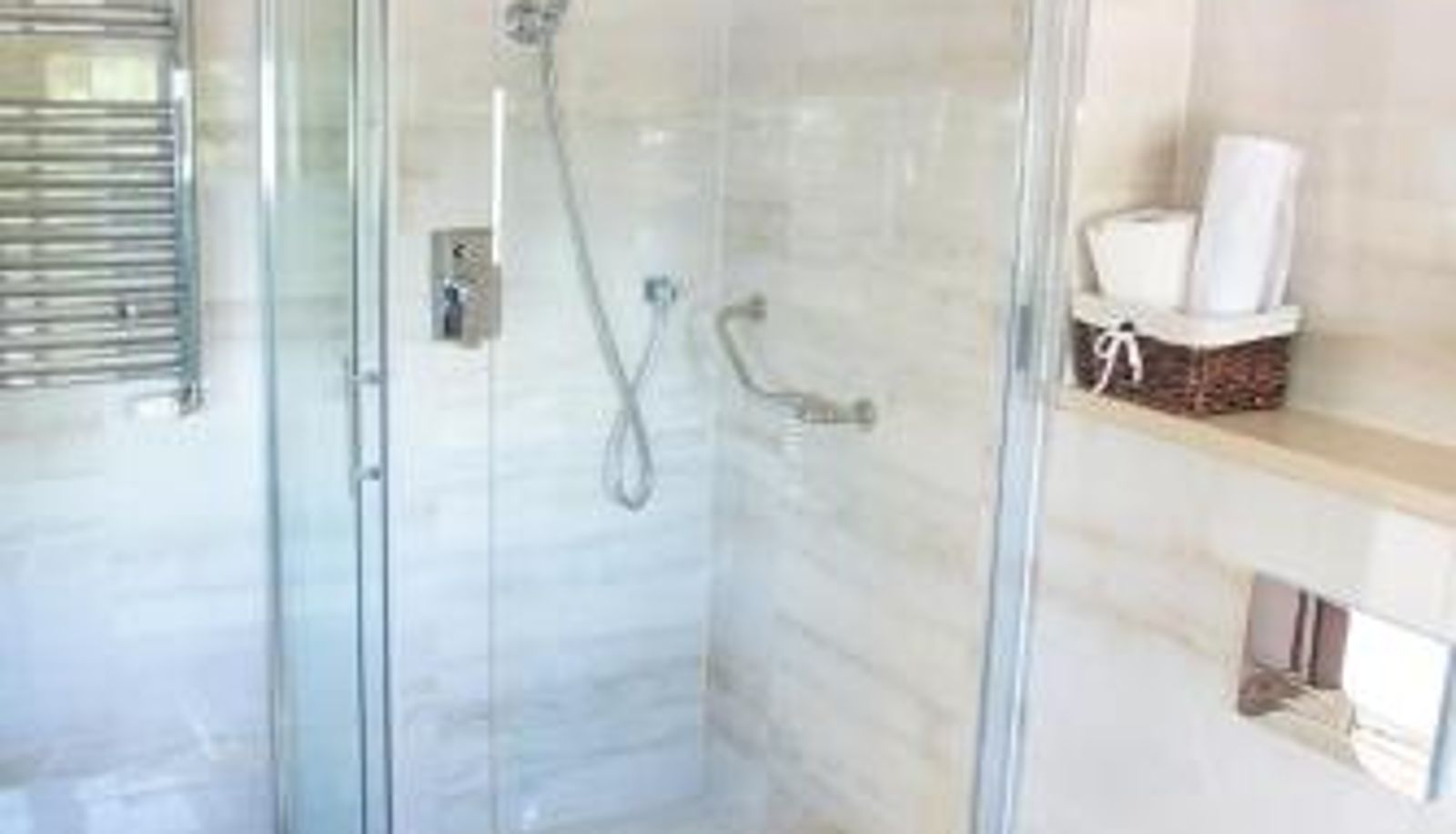 Badkamer - COLUMBUS Apartamenty Ustka - Limanowskiego 1