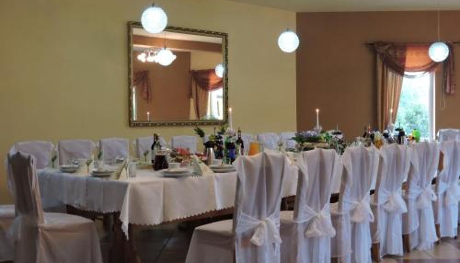 Frühstücksraum innerhalb des Restaurants - Motel Za Grosik