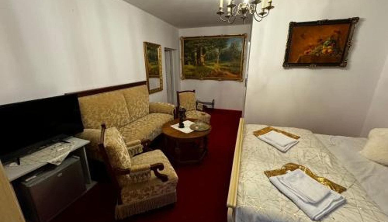 Info - Butik Hotel w centrum 350m od morza