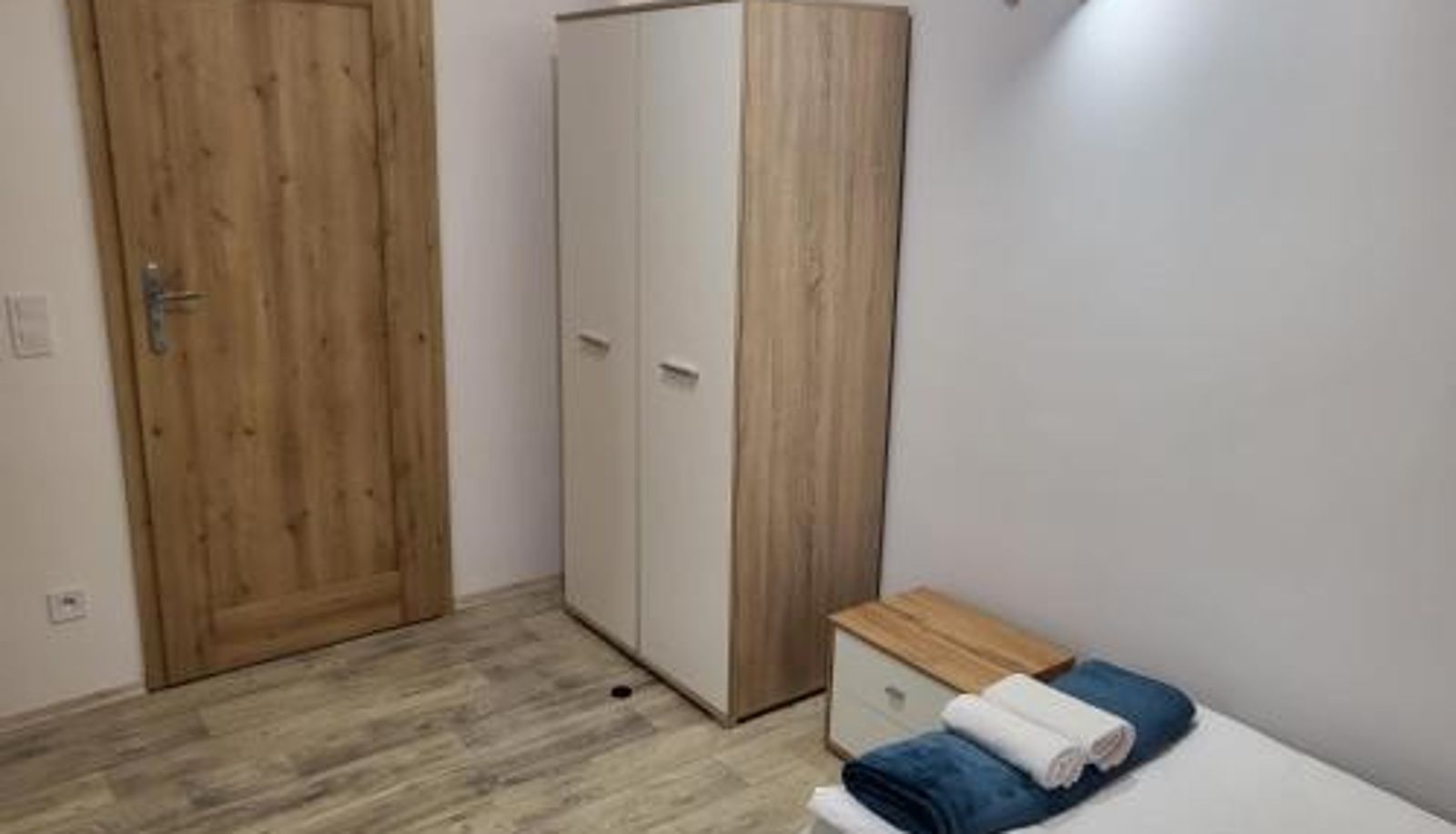 Room - Noclegi Między Parkami