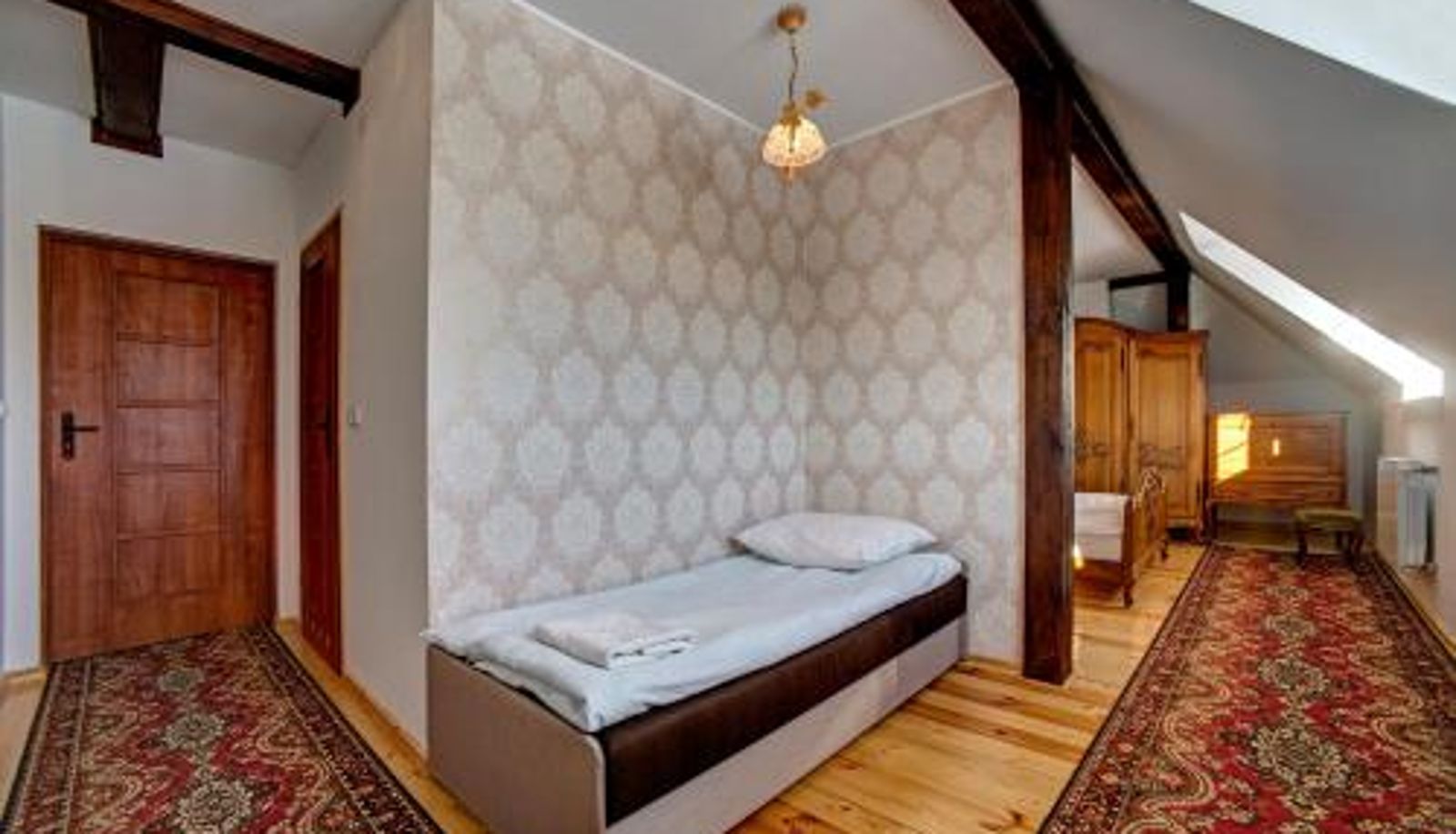 Apartament - Noclegi Dwór Szlachecki Biedaczów