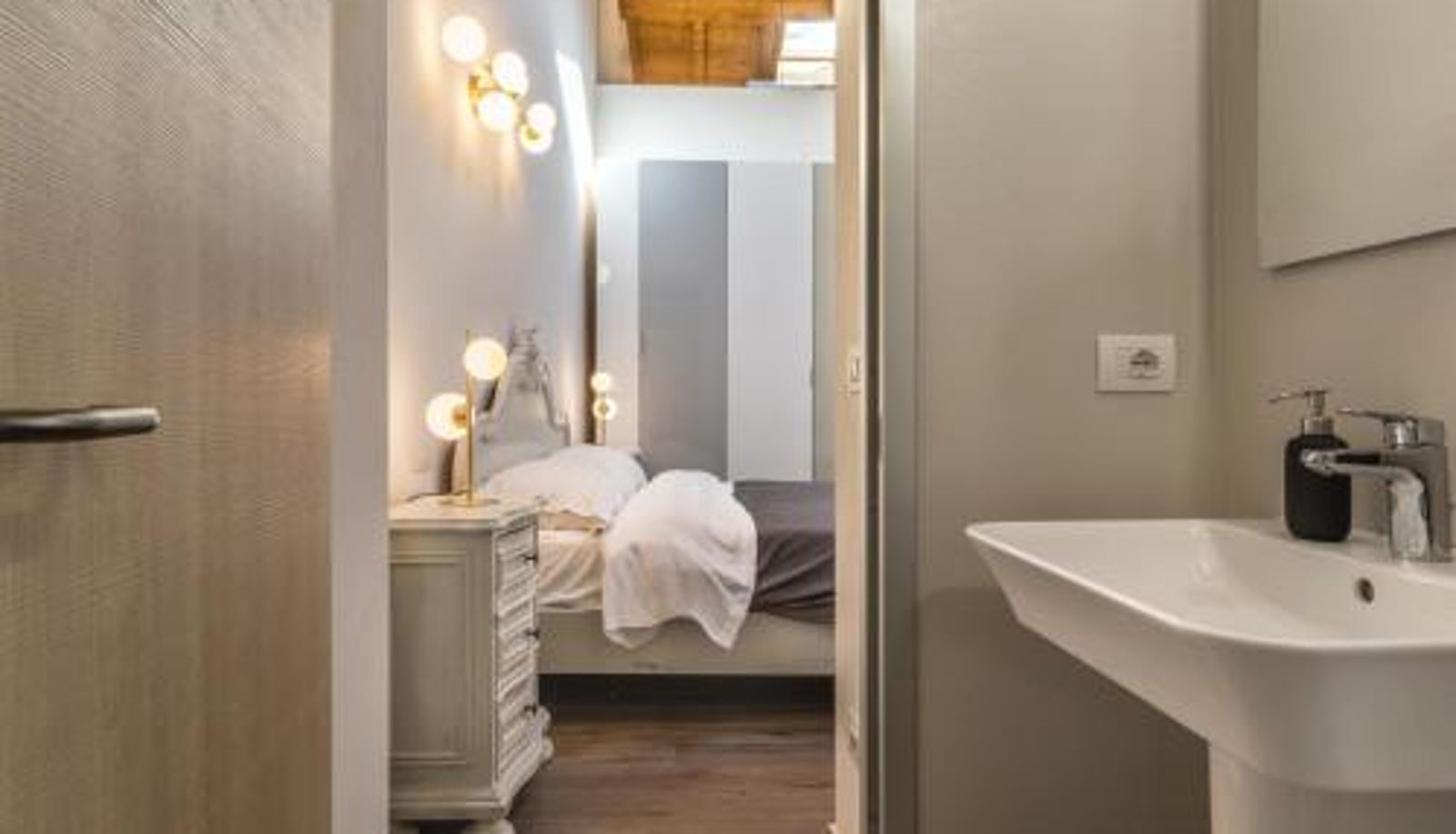 Apartment - Veronetta Stunning Rooftop with Lift