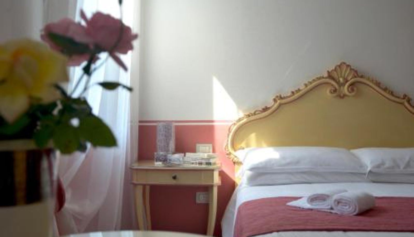 Info - Ca' San Trovaso - 6 Rooms