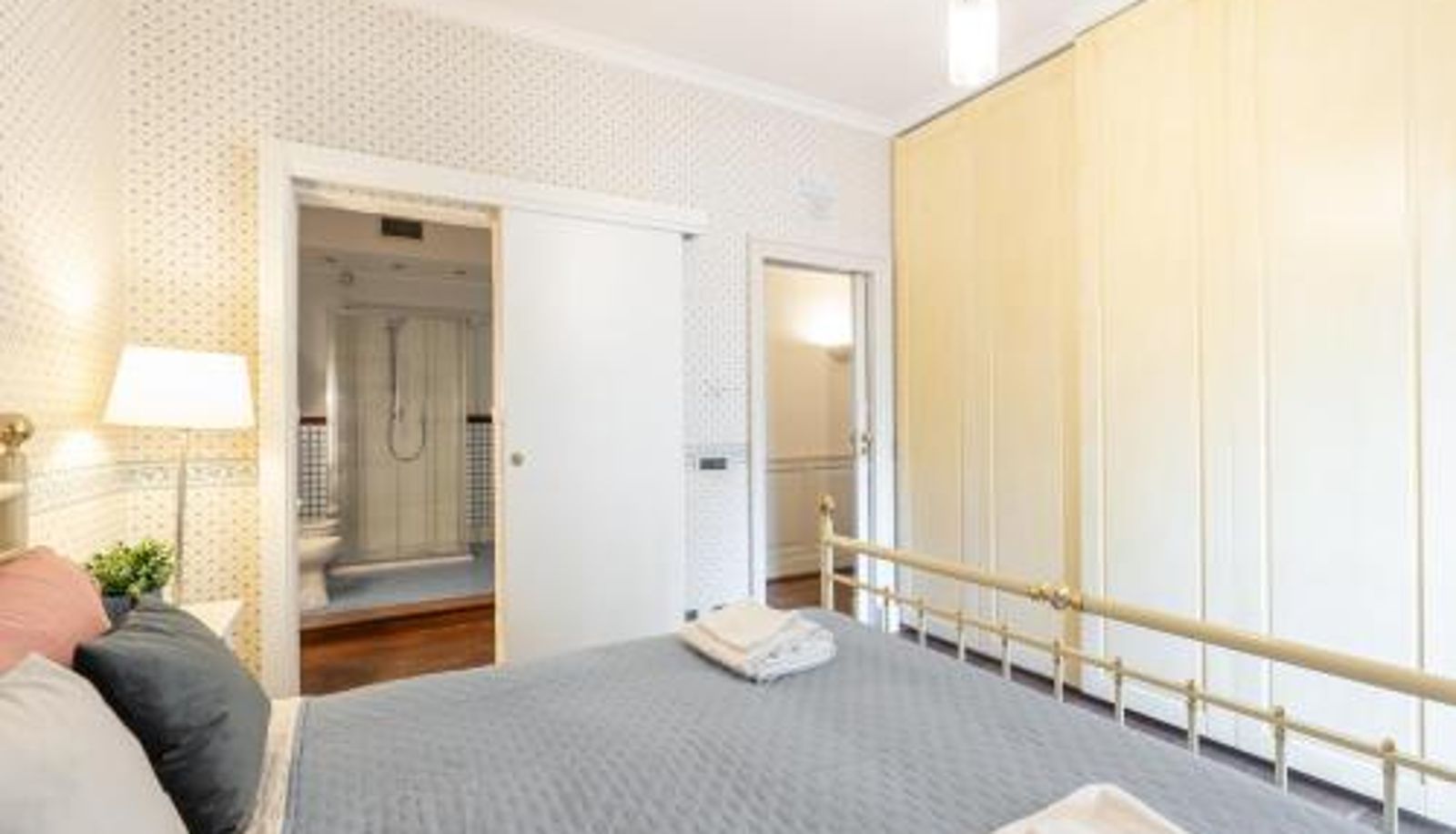 Info - B&B Frida Suite Home