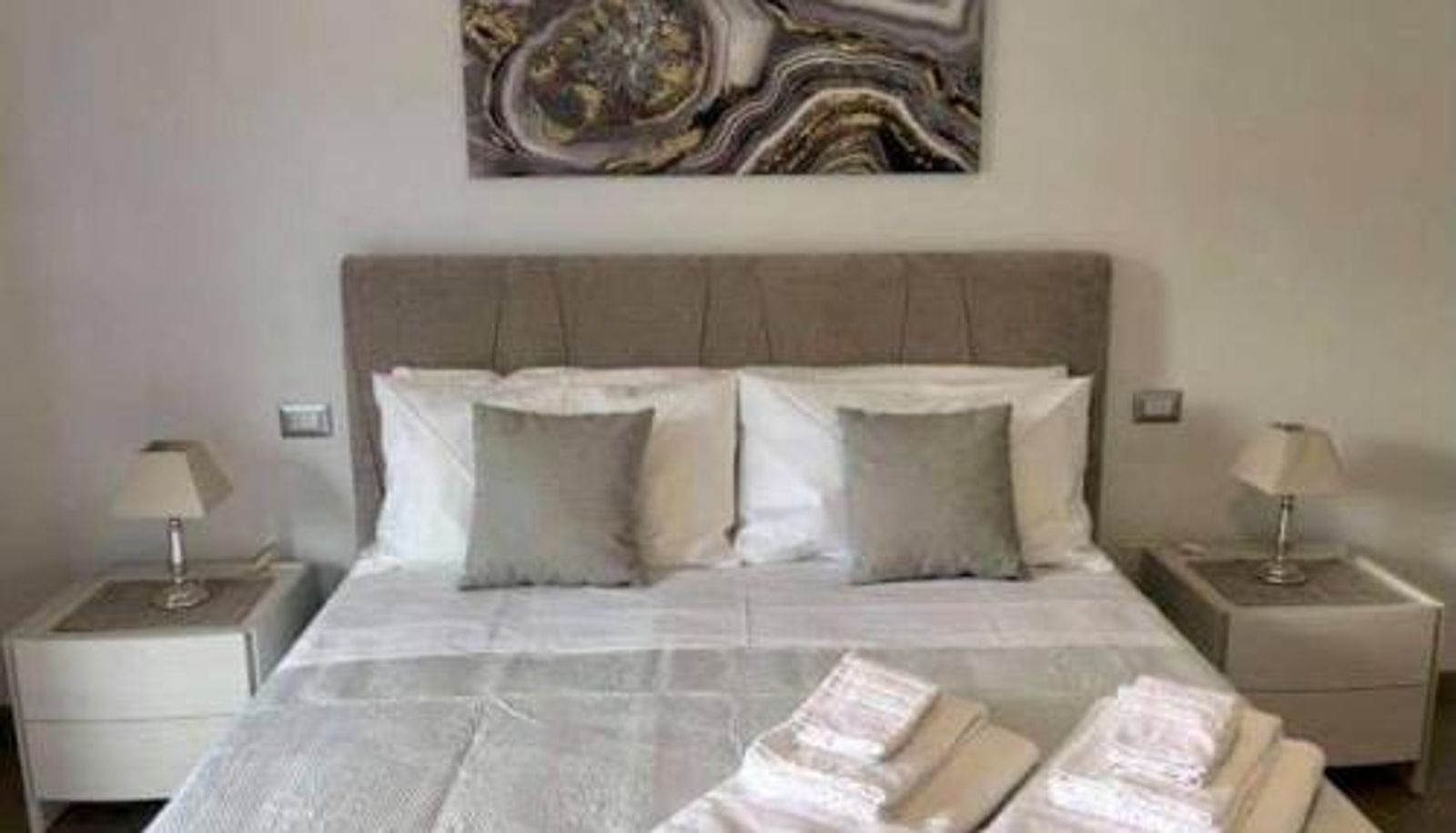 Room - The Place Piazza Lauro