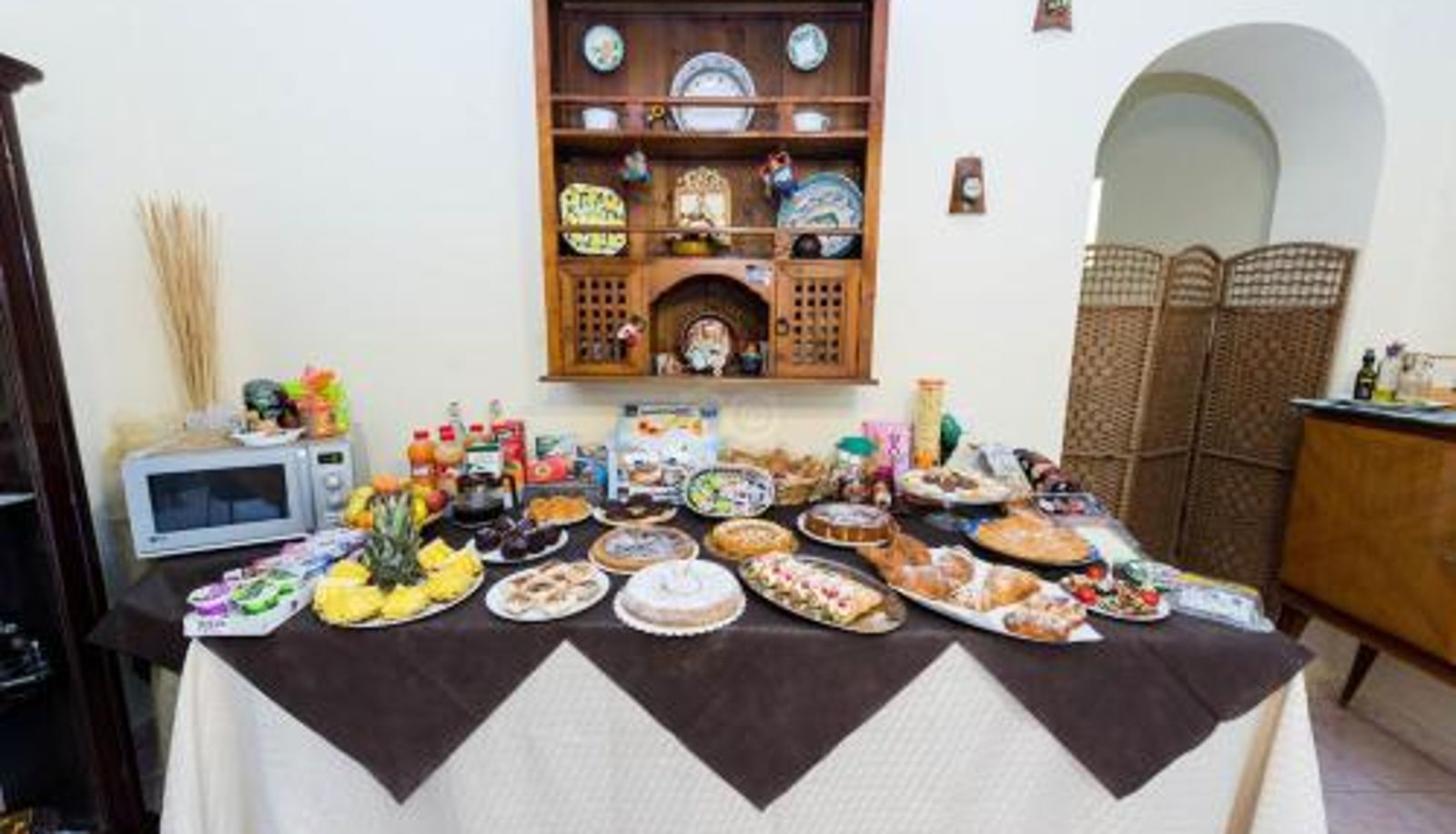 Salle de petit-déjeuner dans le restaurant - B&B Villa Pia
