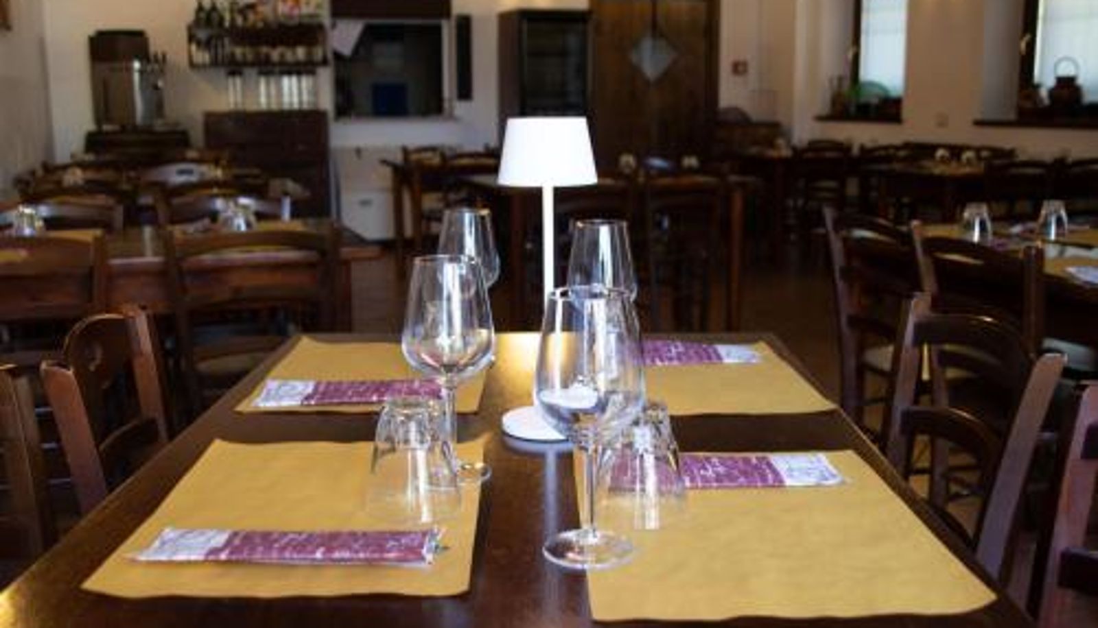 Breakfast room within the restaurant - Mela e Pera