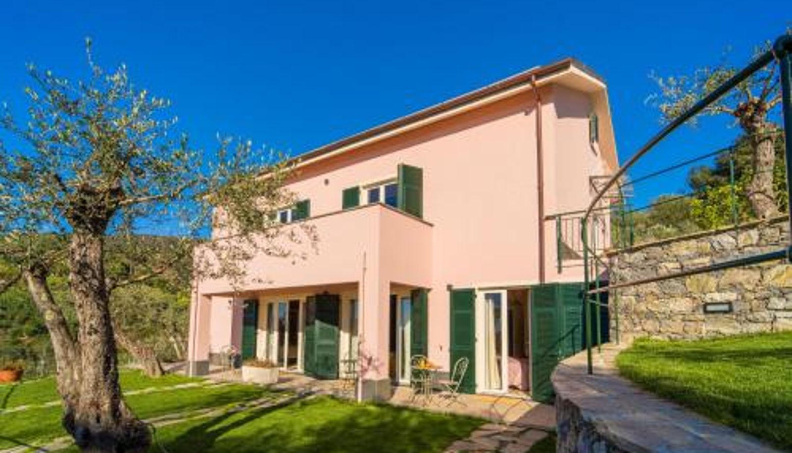Zona exterior del hotel - Villa Chicchi B&B - Sestri Levante