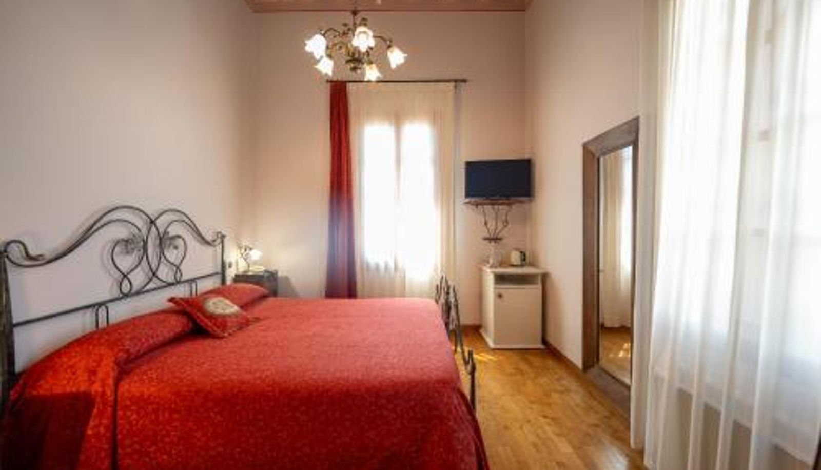 Info - Villa Bongiovanni