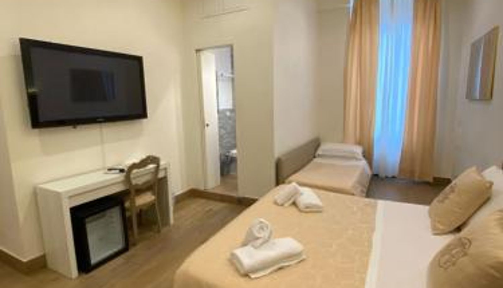 Zimmer - Art Atelier Accomodation Guest House