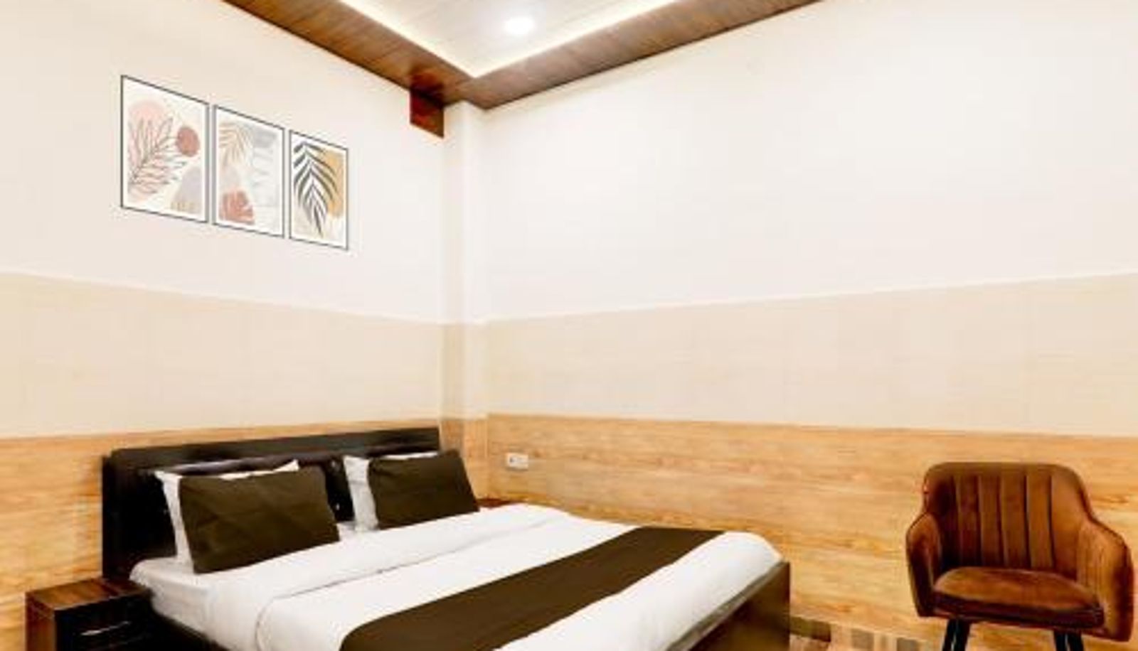 Habitación triple - Collection O Queen's Palace
